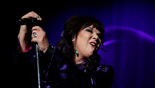 Heart's Ann Wilson and Nancy Wilson, Nile Rodgers, Nirvana, and more to ...